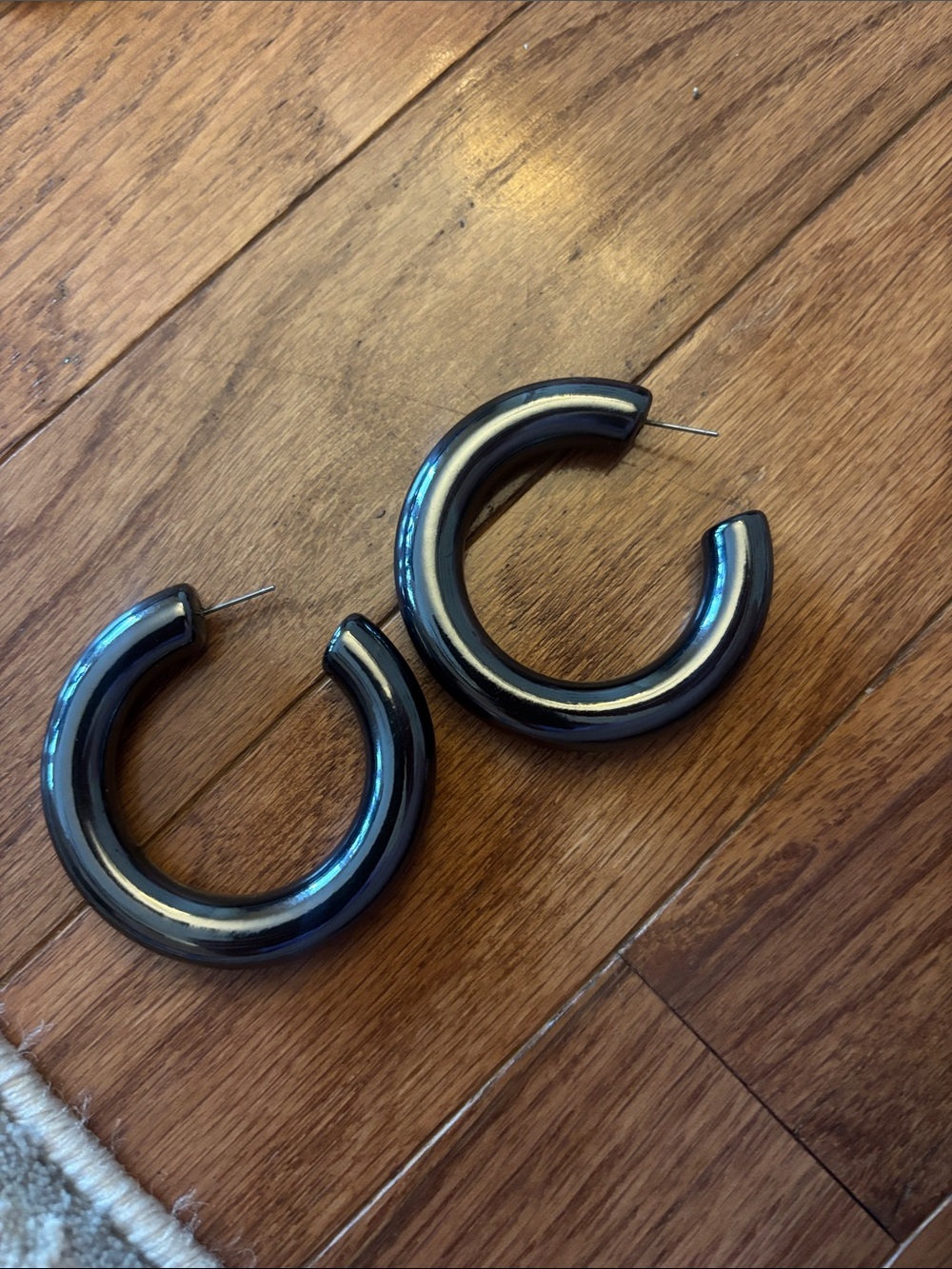 Chunky Black Hoop Earrings - Women's Fashion Earrings